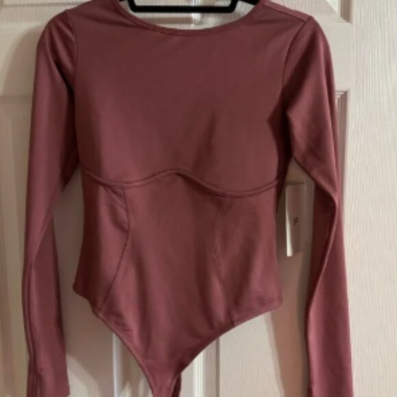 Fabletics thong bodysuit - Picture 1 of 3